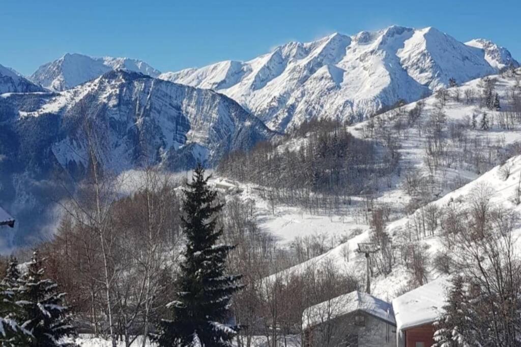 Studio Uissan Pour 5 Personnes A Cote Des Pistes Huez Exterior photo